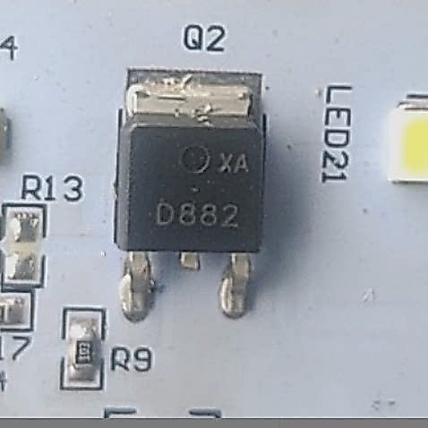 D882M D882 2SD882 TO-252-2 30V 3A NPN ทรานซิสเตอร์ Patch Triode Original