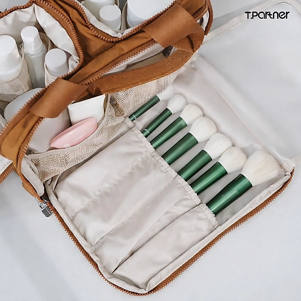Tpartner Makeup Bag — กระเป๋าจัดระเบียบเครื่องสำอางใช้งานได้สะดวก จุเยอะ ใส่ได้ครบทั้งเมคอัพ สกินแคร์ โฟมล้างหน้า thumbnail 10