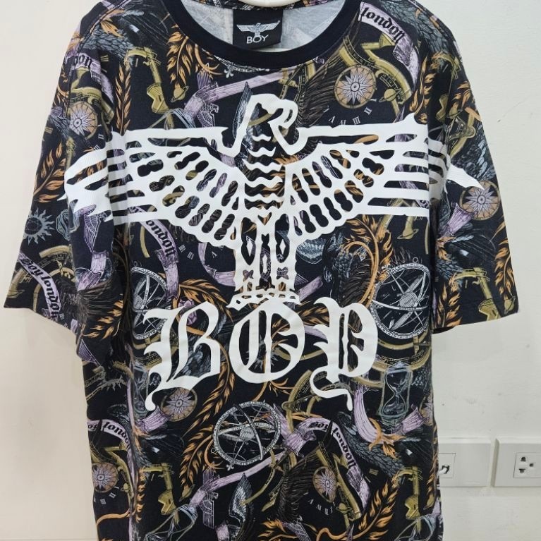 เสื้อยืด  Boy London