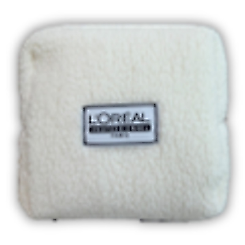 [สินค้าสมนาคุณงดจำหน่าย] LP Serioxyl pouch 2026