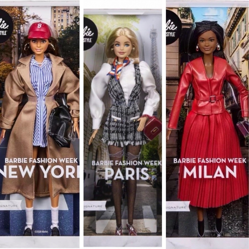 (Preorder) 🧢BarbieStyle Fashion Week doll  Street Style Outfit