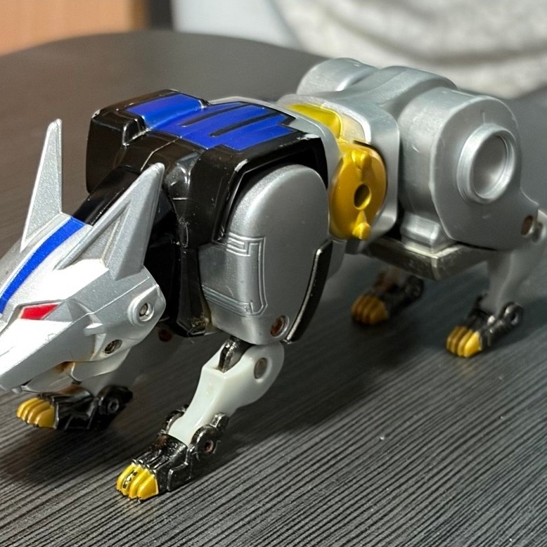 dx กาโอวูฟ จาก กาโอเรนเจอร์ (dx Gao Wolf of Gaoranger) มือสอง