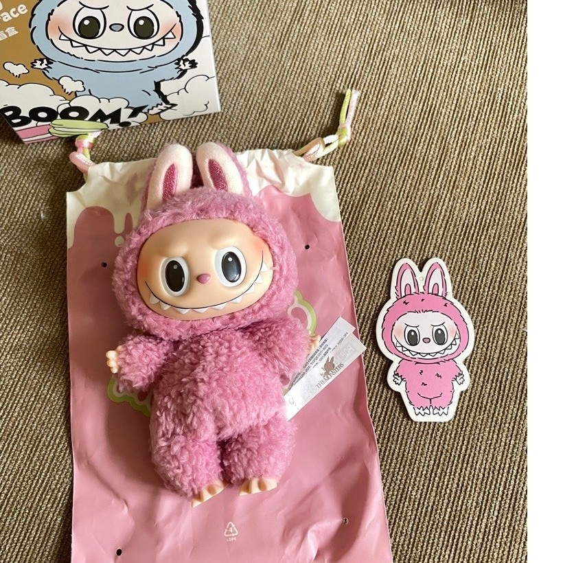 Labubu The Monsters - Exciting Macaron (สี Lychee Berry โทนสีชมพู)