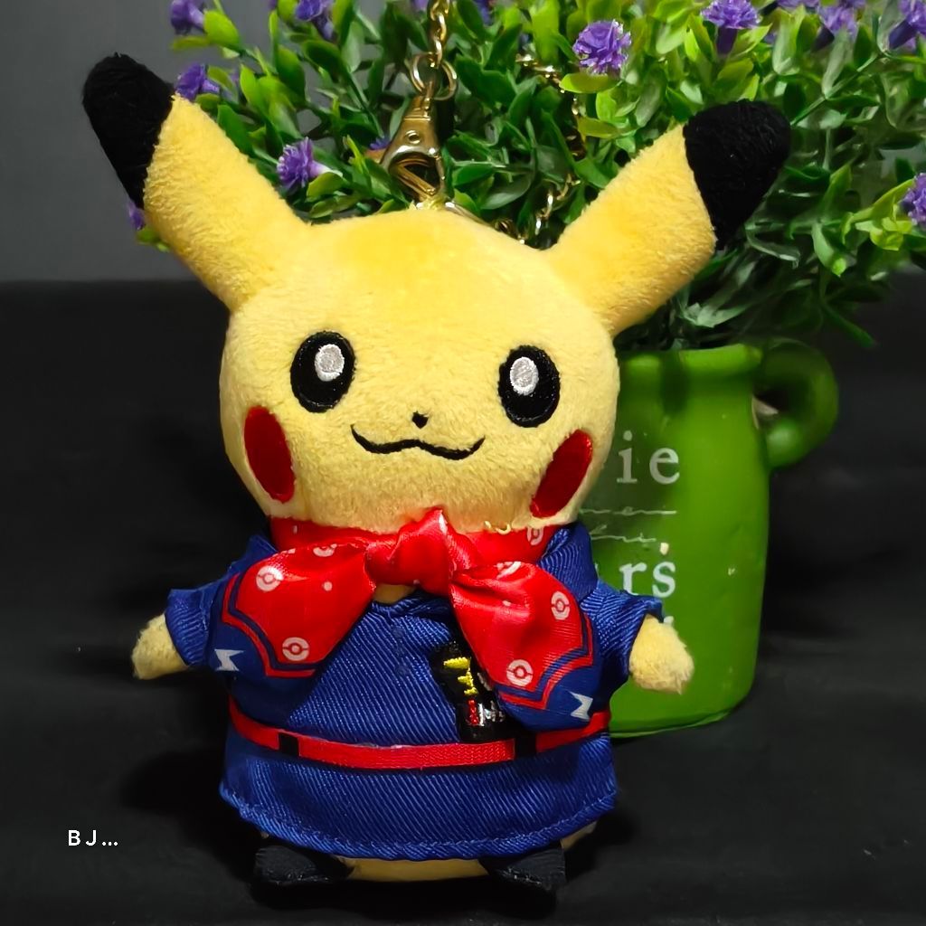 ตุ๊กตา Pokémon Center Japan Haneda Airport Limited Pikachu Hostess (HND) Keychain แท้💯