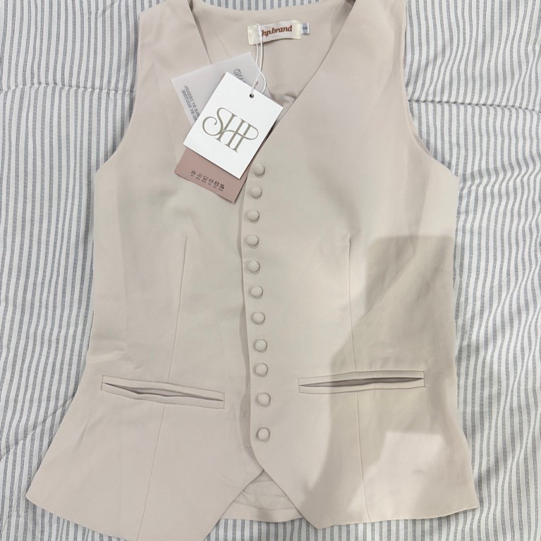 shpbrand muffin top hand 1