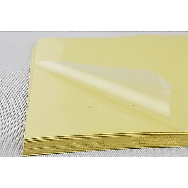 ถูกๆ สติ๊กเกอร์ PVC ใส หลังเหลือง 21 x 27.5 นิ้ว แพ็คละ5-10แผ่น Transparent Sticker 5-10 sheets/pack