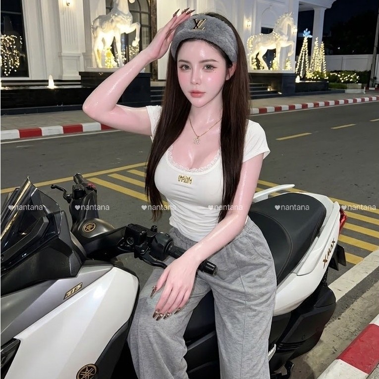 #Nantana แมทset ตัวปัง ตต. มาให้ค่าบบบ เสื้อผ้าเรย่อนดีเทลเฉียงเข้ารูป แต่งลูกไม้ ใส่สวยๆ