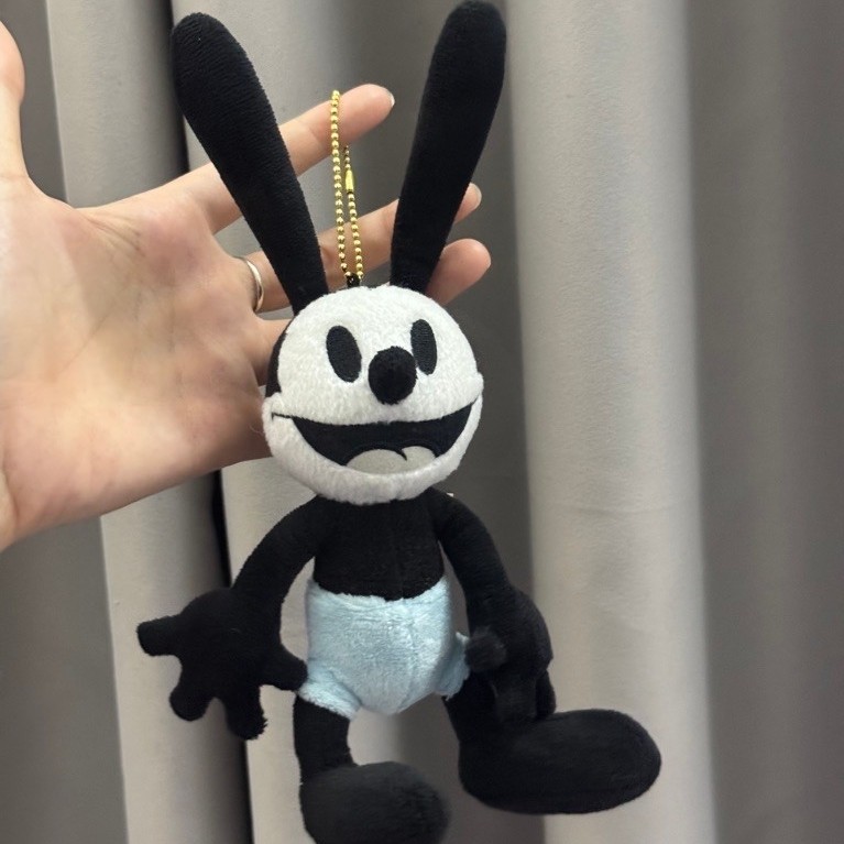 พวงกุญแจตุ๊กตา ออสวอลด์ เดอะ ลักกีแรบบิต (Oswald the Lucky Rabbit) มือสองแท้💯 ขอคนเข้าใจงานมือสอง
