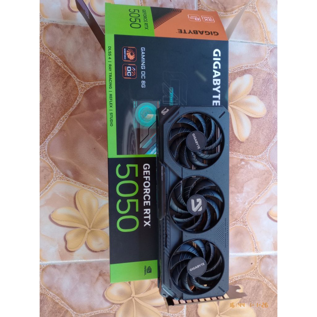 rtx 5050 ซื้อเมื่อ 10/2025 ประกันgigabyte