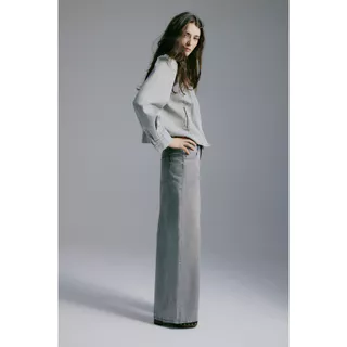 H&M(เอชแอนด์เอ็ม) กางเกงยีนส์เอวปกติทรงกว้าง Women Wide Regular Waist Jeans 1308273_2