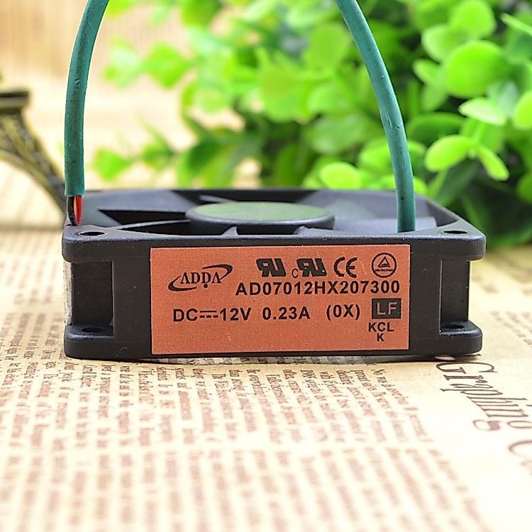 HY D101E AD07012HX207300 7020 12V 0.23A 7CM FAN