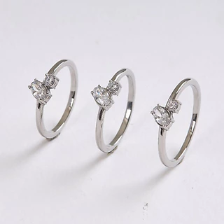 earika.earrings - clarisse gem ring แหวนเรียบมีเพชร มี 3 ขนาด วัสดุสแตนเลส (stainless steel) เหมาะสำหรับคนแพ้ง่าย