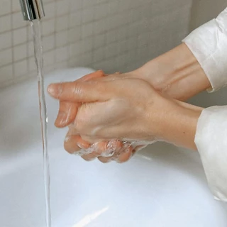 ONEST Foaming Hand Wash โฟมล้างมือ เนื้อโฟมนุ่ม อ่อนโยน 300 ML