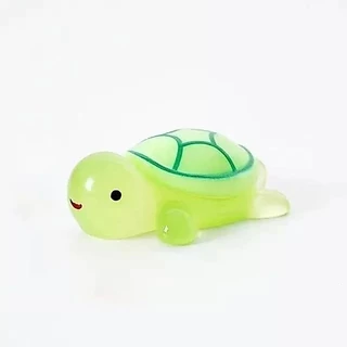 JUONUYIE 100 ชิ้นเต่าเรืองแสง, สัตว์เรซิน DIY เรืองแสงในที่มืด, เครื่องรางเล็บเต่าขนาดเล็กการ์ตูนสี Dopamine สําหรับโทรศัพท์ DIY Hairpin