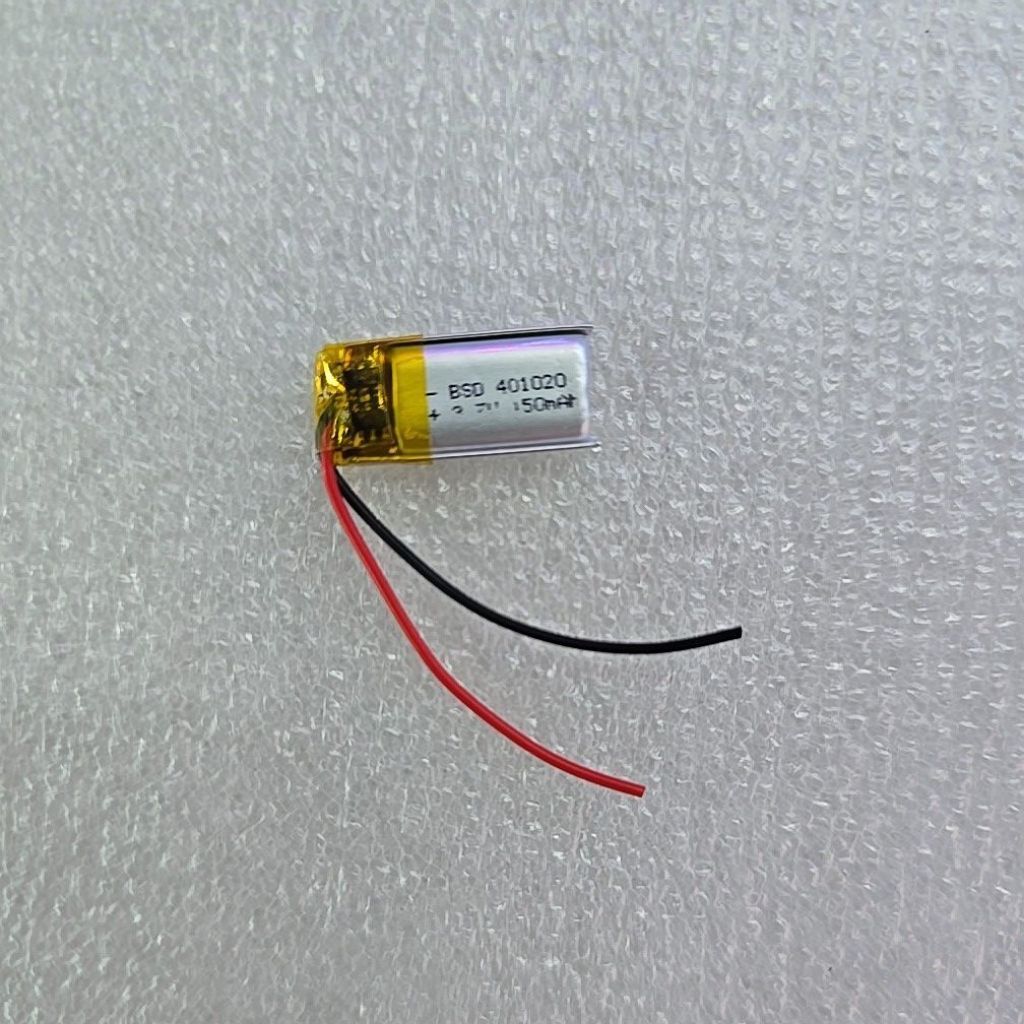 401020 (ความหนาประมาณ 4 มม. กว้าง 10 มม. ยาว 20 มม.)แรงดันไฟฟ้า: 3.7Vความจุ: 150mAh