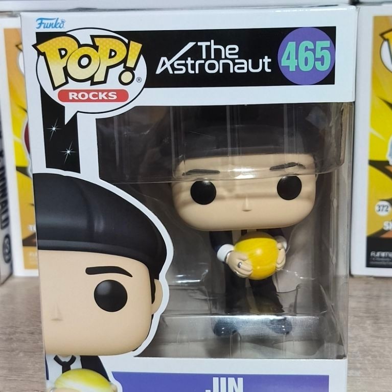 Funko Pop! : BTS The Astronaut - Jin [ กล่องสินค้า - 9/10 ]