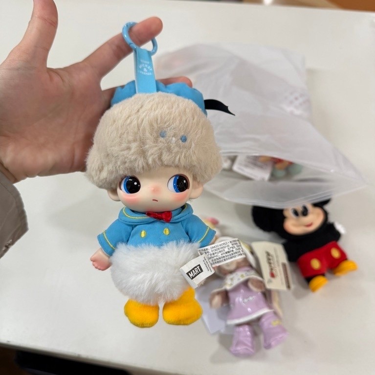 Demoo พวงกุญแจกล่องสุ่ม POP Mart มือสองสภาพดีดีมาก