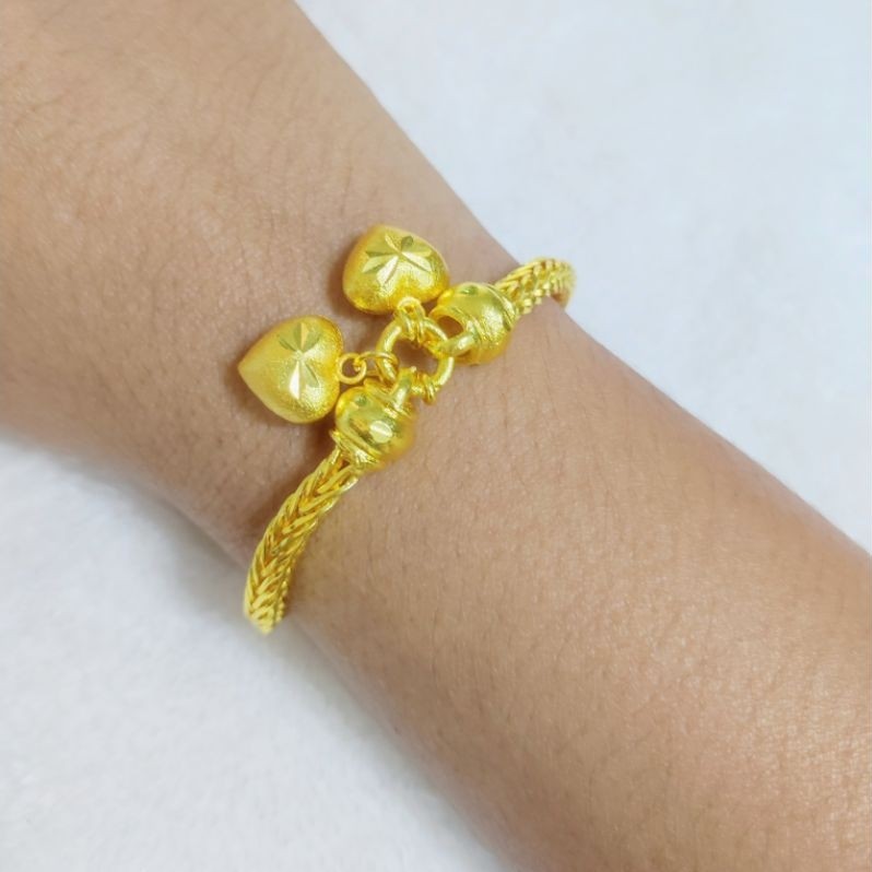 C184สร้อยข้อมือลายสี่เสาคล้องคู่หัวใจหนัก1บาท แถมฟรีตะขอปั้ม งานสวยเคลือบหนาพิเศษ