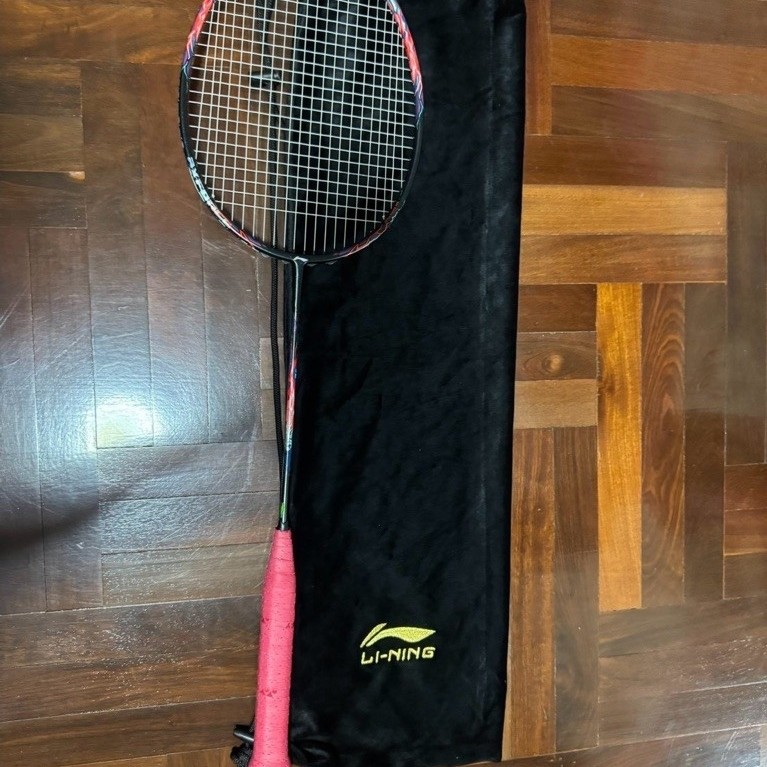 ไม้แบด Li-Ning รุ่น: Axforce 90 Max Tiger