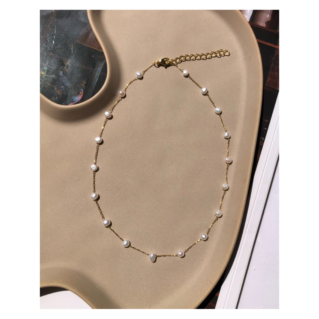 สร้อยคอไข่มุกแท้ทรงธรรมชาติ สีขาว ขนาด 4-5 มิล ความยาว 15 นิ้ว