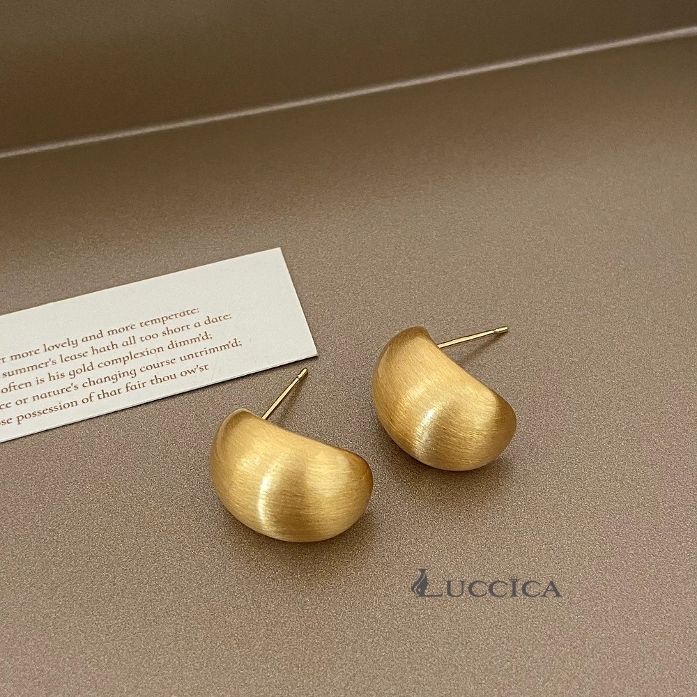 Luccica-ต่างหูสไตล์ยุโรปและอเมริกา ต่างหูสตั๊ดโลหะขัดเงาเรียบง่าย ต่างหูสไตล์เรโทรระดับไฮเอนด์