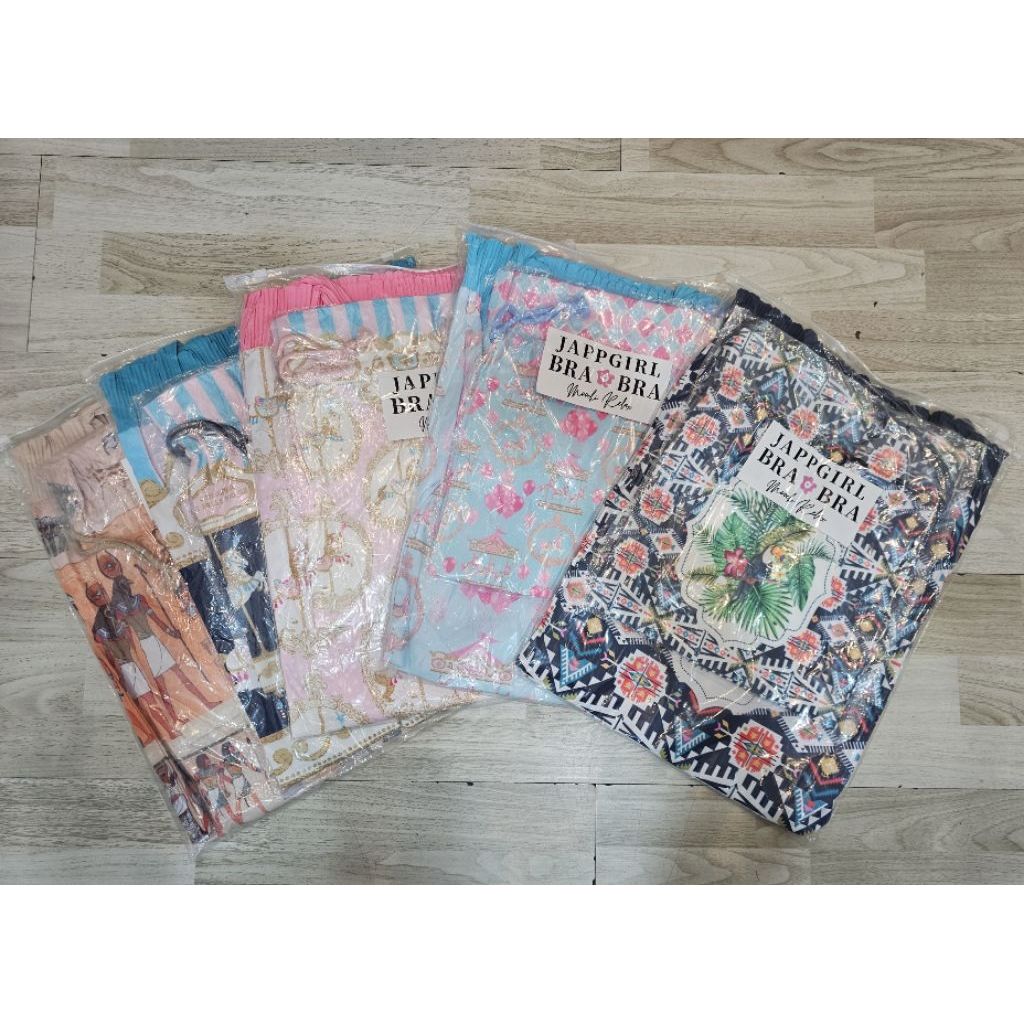 Jappgirlbrabra by moochi size big