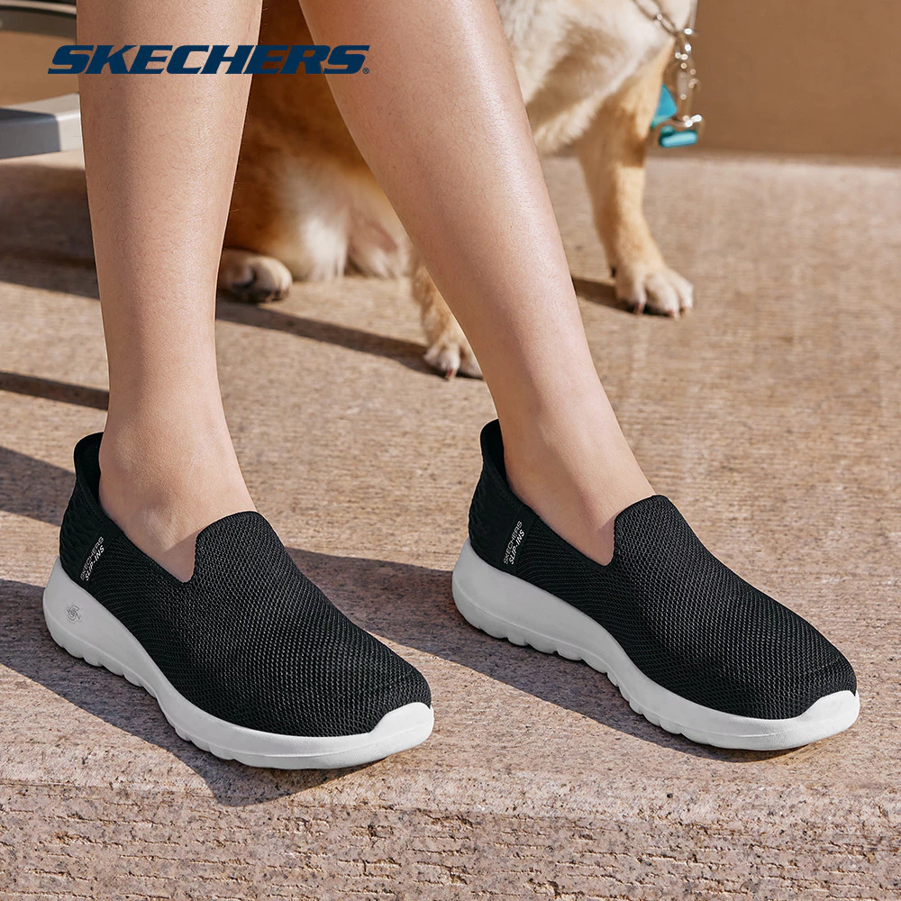 Skechers สเก็ตเชอร์ส รองเท้าผู้หญิง Women GOwalk Joy GOwalk Shoes - 124641-BKW - Air-Cooled Memory Foam
