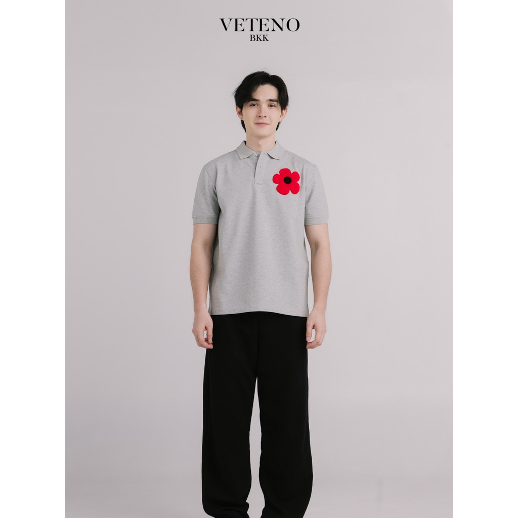 เสื้อ โปโล VETENO STUDIO GREY POLO - RED DAISY BIG