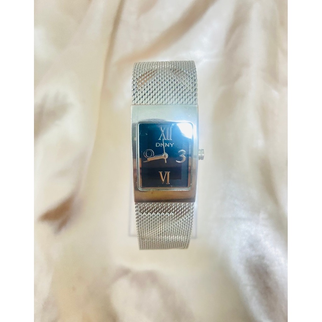 นาฬิกา DKNY มือสองของแท้ สายยาว 15.5 ซม.
