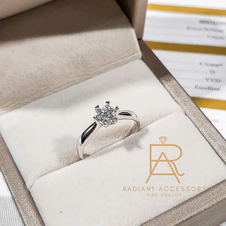 แหวนเงินแท้ ฝังเพชร Moissanite เตยหัวใจ 0.5 กะรัต พร้อมใบเซอร์ ชุบทองคำขาว