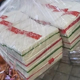 ขนมโก๋ใส้โบราณ ราคาส่งจำนวน 50 ห่อ279บาท