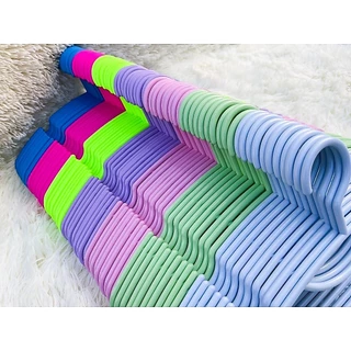 1 ลัง 30/60 ชิ้นไม้แขวนเสื้อพาสติก ผู้ใหญ่ แบบสี และ สีดำ ราคาถูก สวย ทน สินค้าไม่มีฉลาก