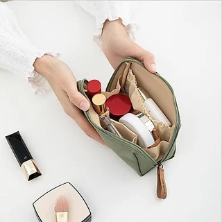 【พร้อมส่ง】miss bag fashion กระเป๋าใส่เครื่องสำอาง ลิปติก กันน้ำ ผ้าไนล่อน