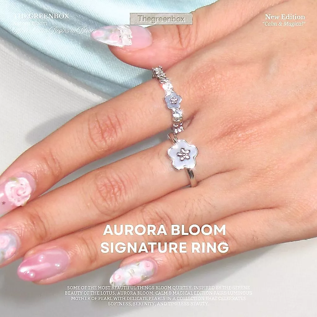 แหวน Aurora Bloom Signature Ring - The Green Box