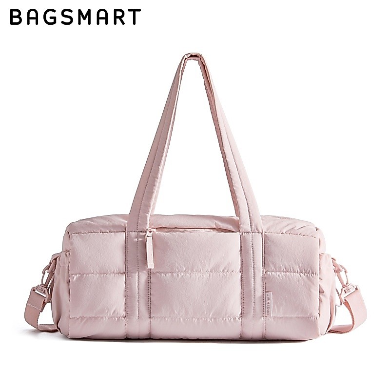 BAGSMART Duffel เดินทางน้ำหนักเบา กระเป๋ายิมโยคะ Mat พร้อมกระเป๋าเปียกและแห้ง กระเป๋ากีฬา Puffy Quilted Carry on Weekender Shoulder Sling Bag