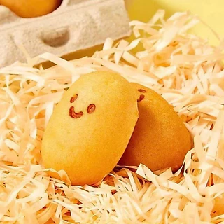 อร่อยเค้กน้องไข่ยิ้มไส้คัสตาร์ด ขนาด252กรัม1กล่องมี9ชิ้น