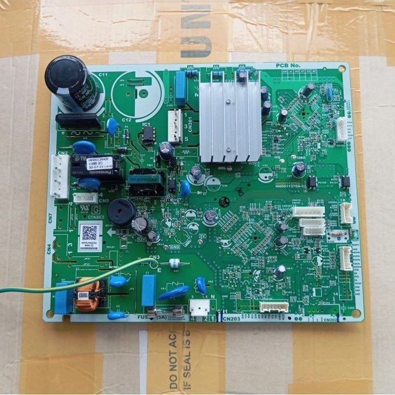 เมนบอร์ด Mainboard ตู้เย็น HITACHI HRTN5230MTH*003 HRTN5230MBBKTH HRTN5230MXTH