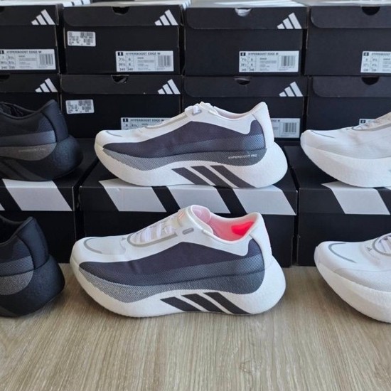[ พร้อมส่ง ของแท้ 100% ] รองเท้าวิ่ง Adidas Hyperboost Edge