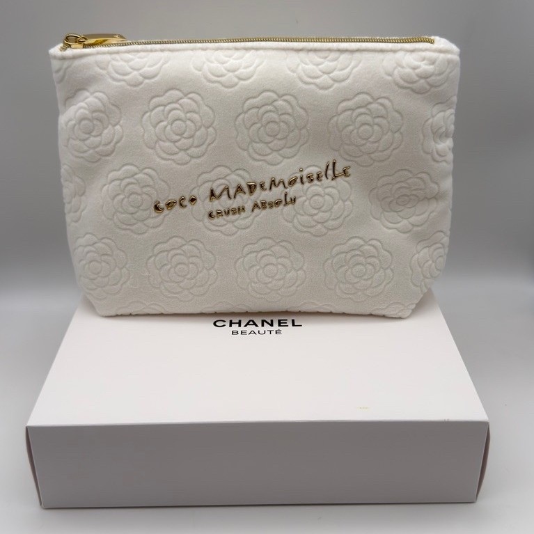 Cosmetic Bag สีม่วง / สีขาว ผ้ากำมะหยี่นุ่มๆ กดเลือกสีและขนาดได้ค่ะ