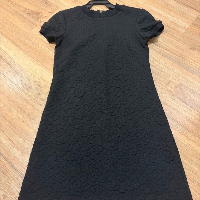dress Zara สีดำ size xs