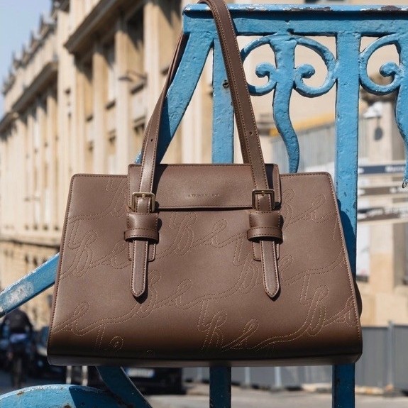 ของใหม่✨ atreasurebox original tote สี muse mocha