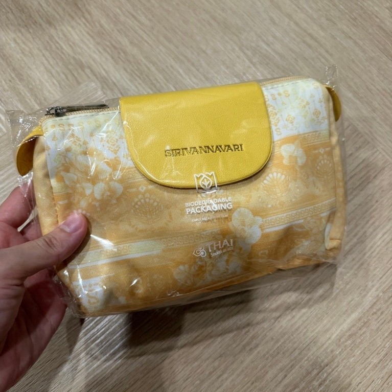 ของใหม่ กระเป๋าใส่ของสายการบิน Bissiness class amenity kit sirivannavari