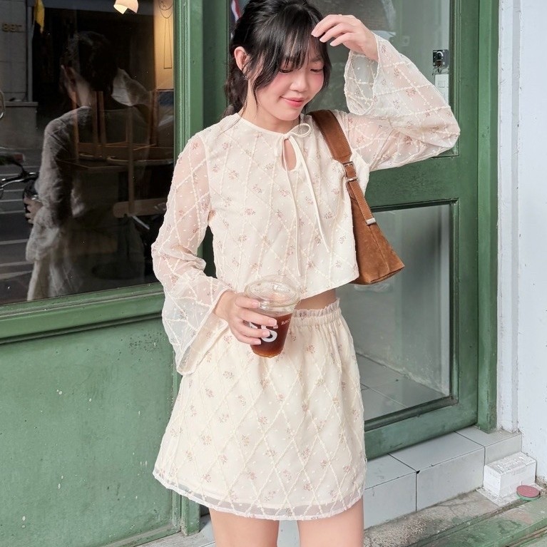 Theblancpale : 🥞Maple🥨 เสื้อและกระโปรงผ้าชีฟองปักลูกไม้ ผ้าโปร่งใส่สบายน่ารักที่สุด
