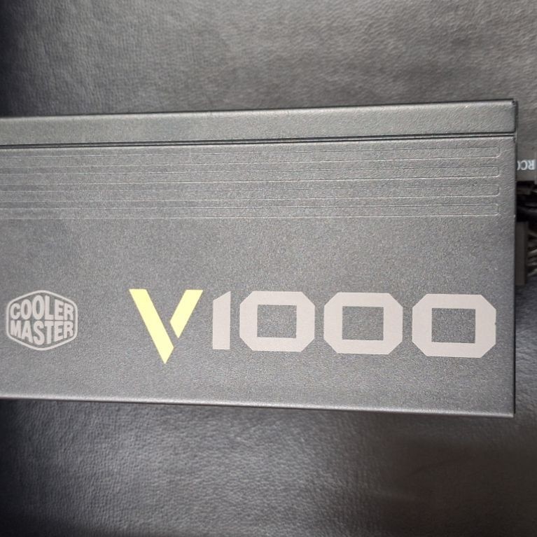PSU มือ✌️(อุปกรณ์จ่ายไฟ) COOLER MASTER V1000 - 1000W (80+ GOLD)