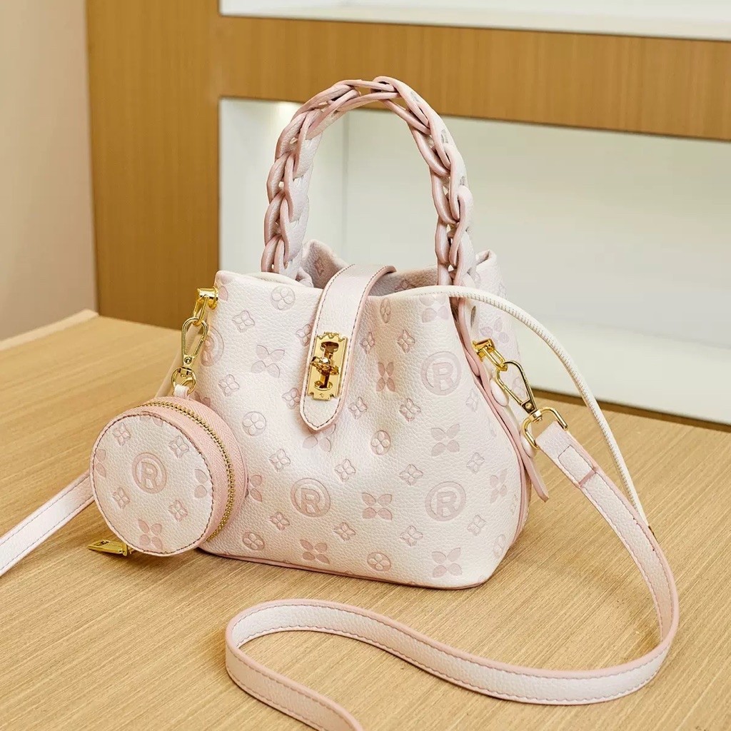 -QJG-กระเป๋าถังแบบluxury กระเป๋าสะพายข้างผู้หญิง กระเป๋าถือน่ารักแบบมีสไตล์ รุ่นเก็บของได้เยอะหนังPUแท้การเย็บที่ปราณีต