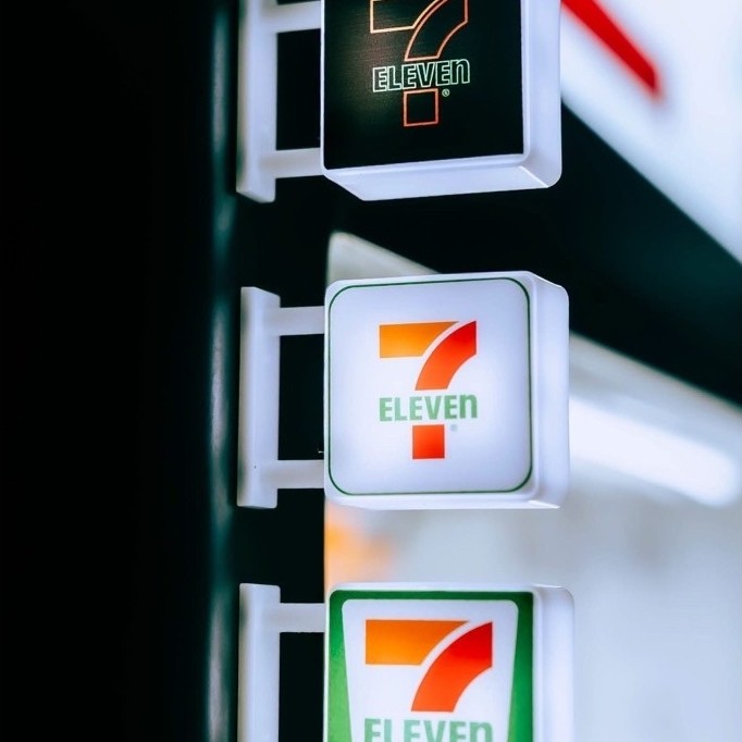 7-11 ป้ายไฟเซเว่นมินิ ป้ายไฟ 7-Eleven สินต้ค้าพรีเมี่ยม 7Eleven 2026