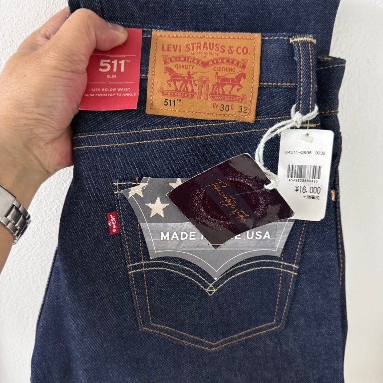 Levi’s 511 รุ่น Whiteoak ริมแดง redtap-small “e” made in USA , Size W30 L32