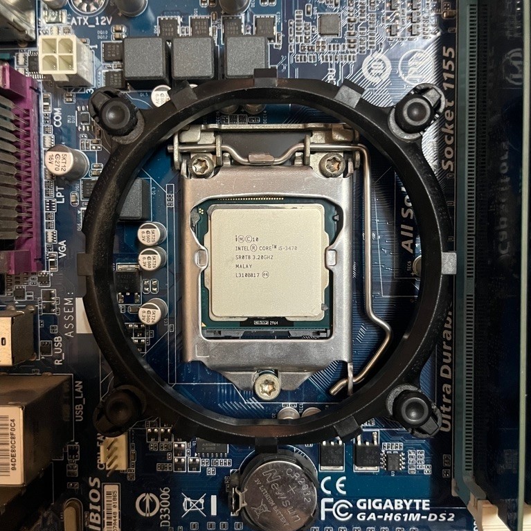 ชุดเมนบอร์ด H61M+i5-3470+ฝาหลัง RAM8GB LGA 1155 ไช้งานปกติ มือ2