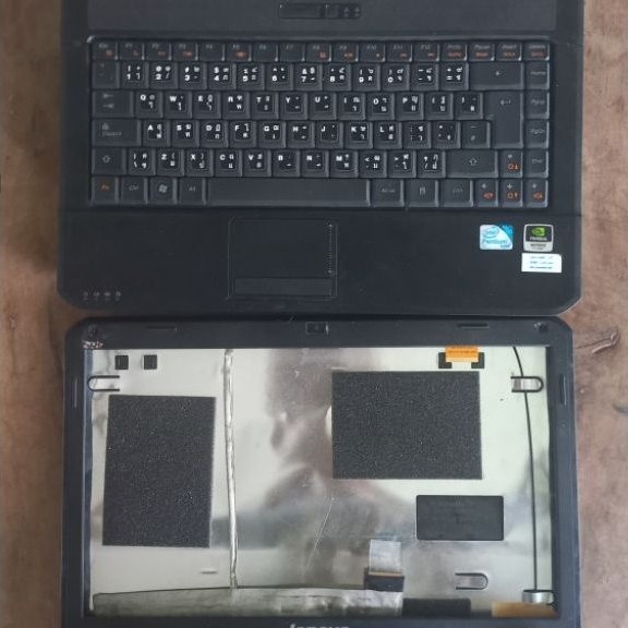 โน๊ตบุ๊คlenovo b450 ครึ่งท่อนไม่มีจอมือสองเปิดติด ไม่มีhhd กับ สายชาร์จ อ่านราบละเอียด