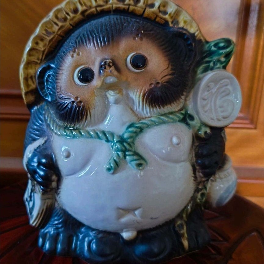 ทานูกิ(Tanuki)จากตู้ญี่ปุ่น